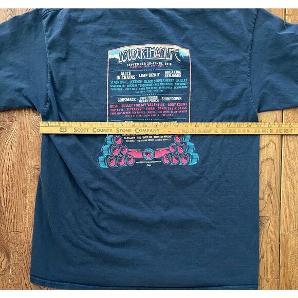 Louder than Life 2018 Miller Lite Navy Blue T-Shirt-Size Medium - Picture 4 of 4